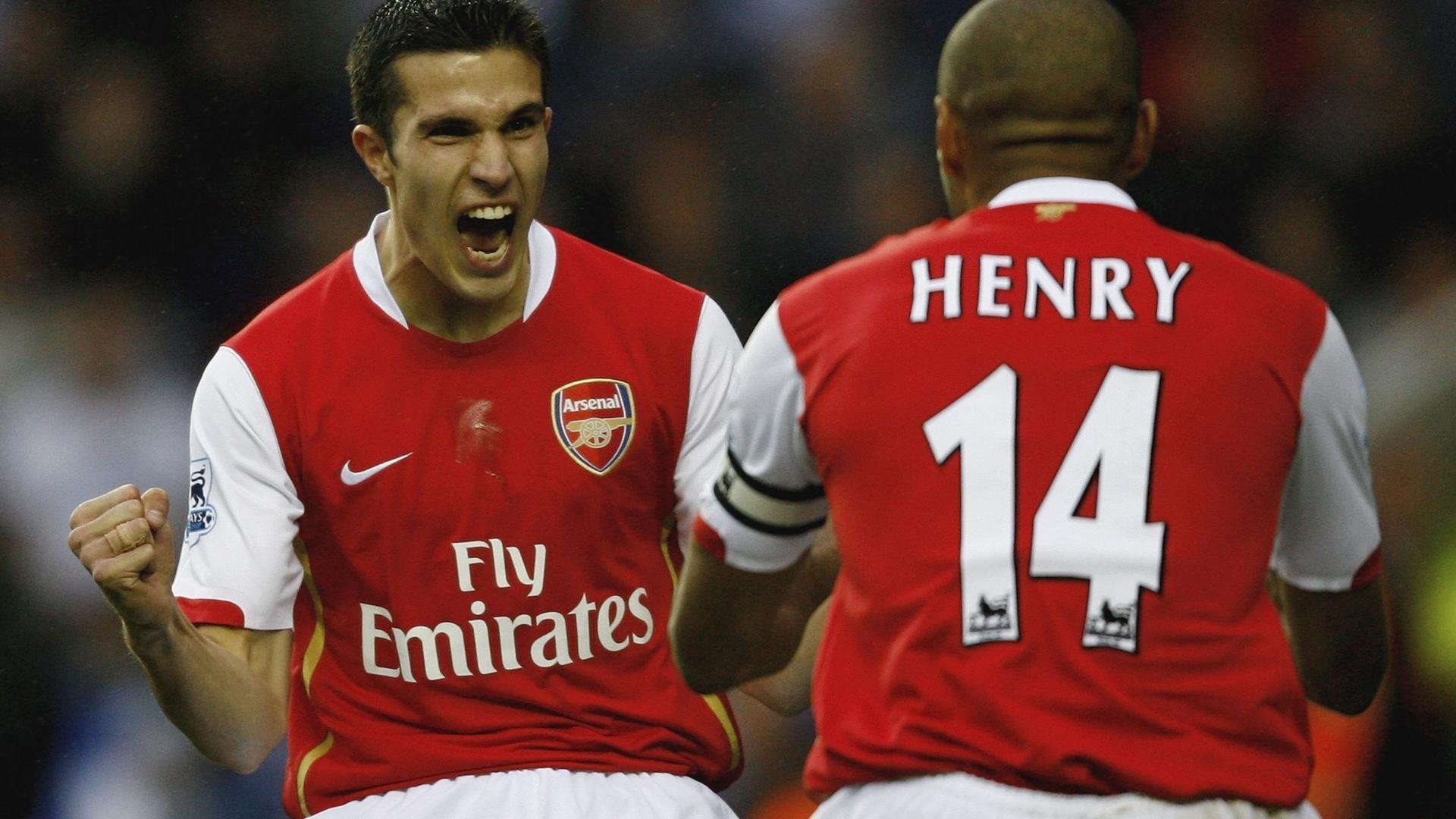 东亚杯中国足球平局 球员需要提升临场应变能力，东亚杯国足成绩