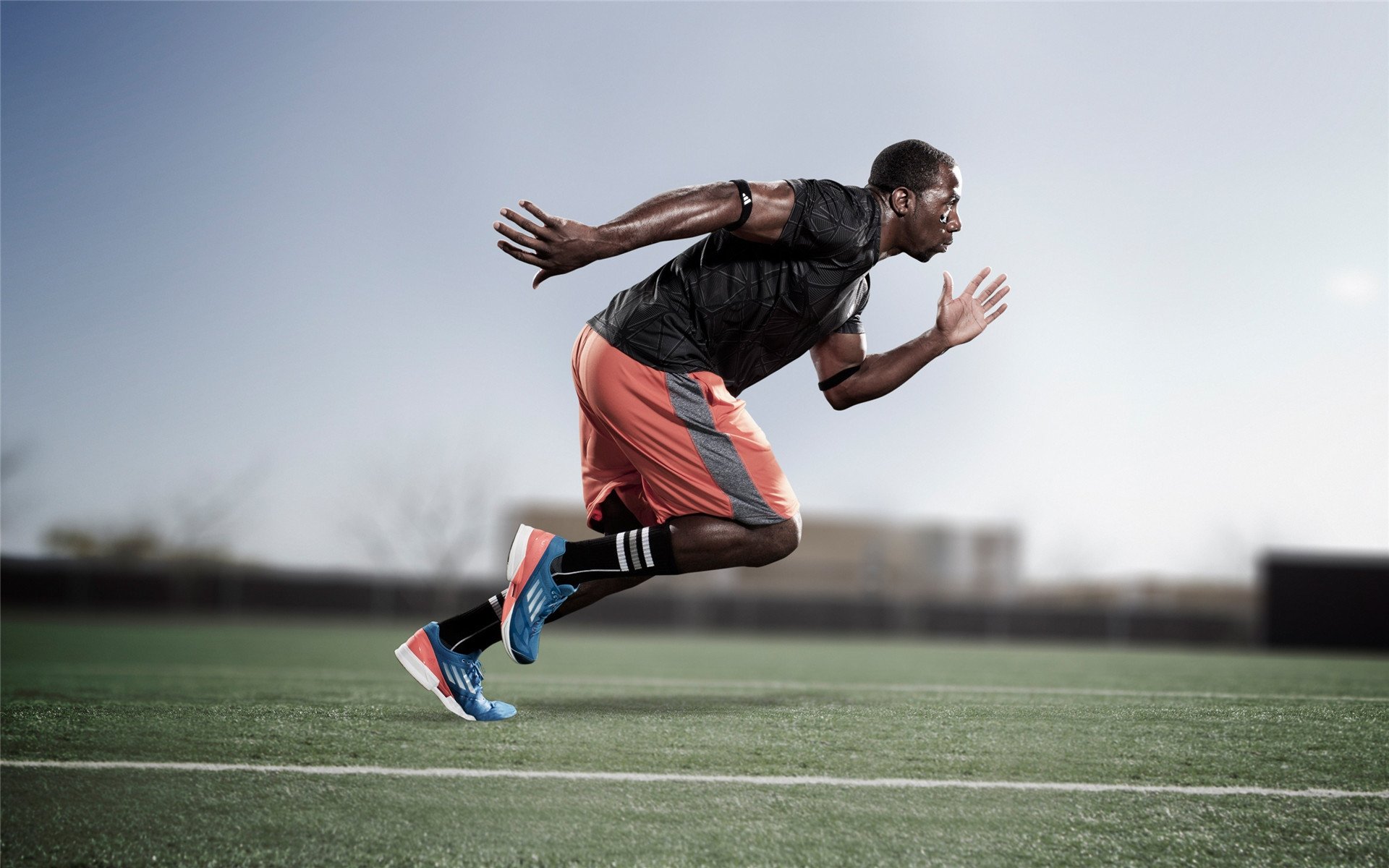 体育纪录片上线展现冠军背后的故事，体育纪录片主题